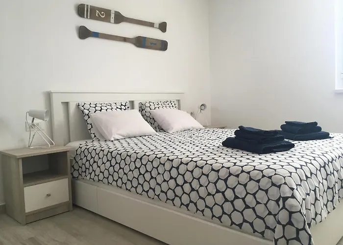 Apartment Behin